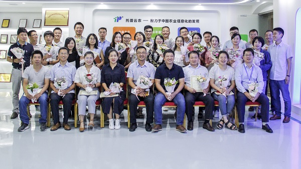 �����������c��Ӗ����Ӱ����