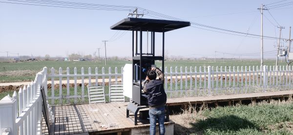 托普云農植保開燈巡檢行動