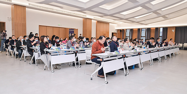 未來(lái)農(nóng)業(yè)暢享薈暨國(guó)際農(nóng)業(yè)科技創(chuàng)新成果發(fā)布會(huì)現(xiàn)場(chǎng)